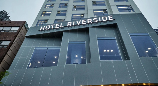Hotel Riverside