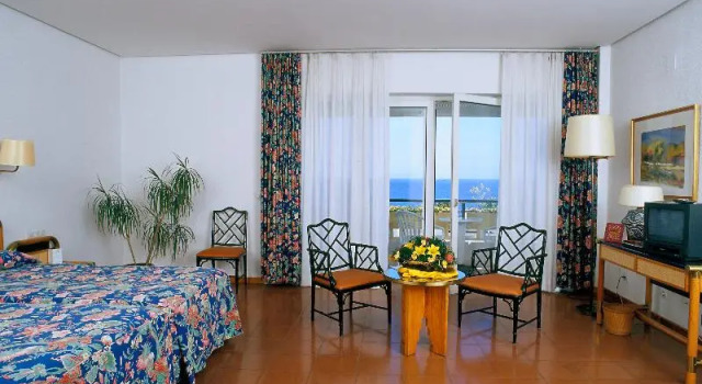 Standard Twin room Parador de Ceuta