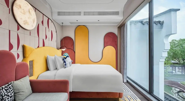 Люкс Дуплекс с 2 комнатами voco Xitang by IHG