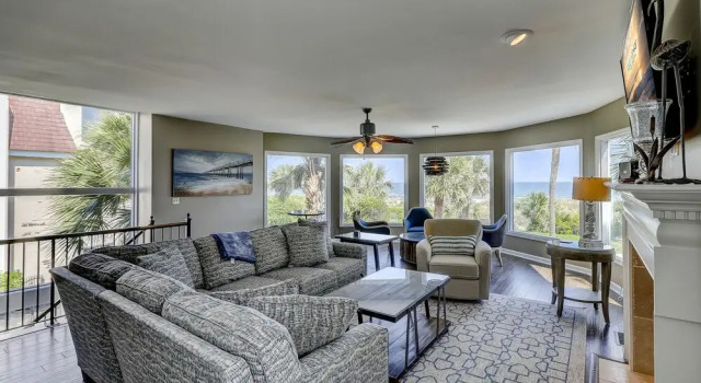 124 North Forest Beach Court