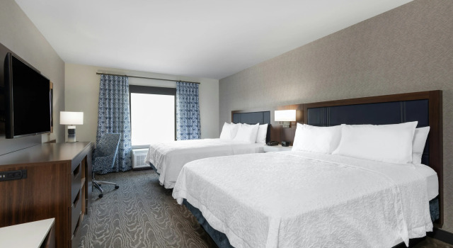 Hampton Inn & Suites Fort Wayne Downtown, Rezerwuj Hotel Fort Wayne Indiana
