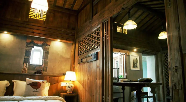 Люкс Deluxe WuYuan QiYe YanXiang Guesthouse