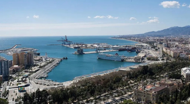 Кровать в общем номере Málaga Casco Histórico