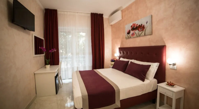 Двухместный номер Superior с балконом St. Peter Area Luxury Suites