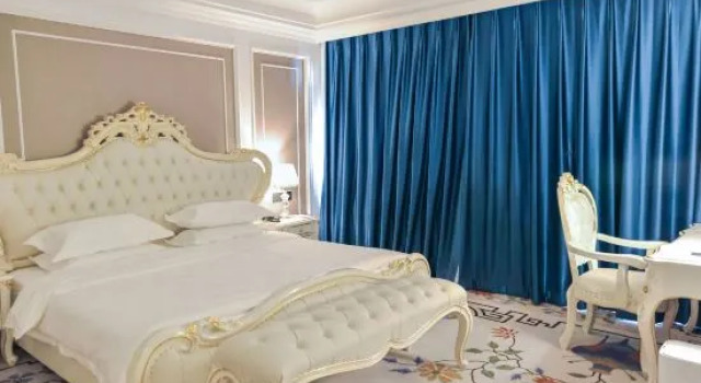 Люкс с 6 комнатами Lakeside Hotel