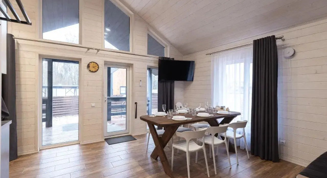 Коттедж Standard с 3 комнатами Holiday-house (Холидей-Хаус) 786