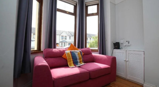 Shaftesbury Avenue Townhouse, Забронировать Отель Отели Белфаста с парковкой, Парковка