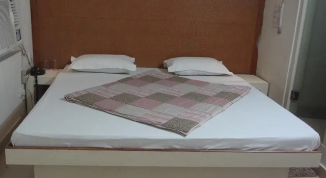 Janpath Guest House, Забронировать Гостевой дом Гостевые дома Нью-Дели, рядом с Станция метро Rajeev Chowk, Гостевой дом