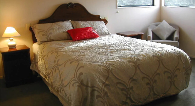 Crestwood Bed and Breakfast