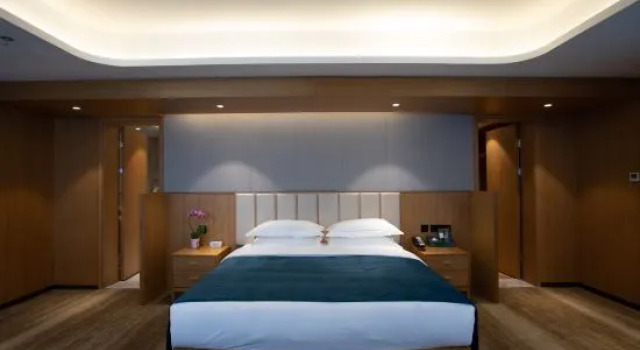 Люкс Deluxe Kunming Greenlake View Hotel