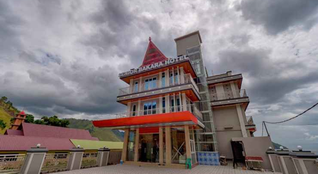 Senior Bakara Hotel, Reserva ahora Hotel Simangulampe Indonesia