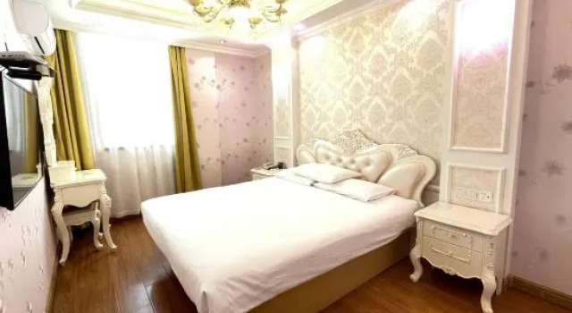 Люкс Homeinn Hotel (Qiqihar Fenghuangcheng)