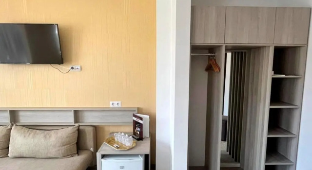 Полулюкс Hotel Alexis