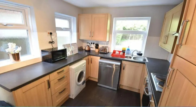 3-Bedroom Comfy Home in Solihull, Boek Appartement Hotels in West Midlands met parkeren, Parkeren