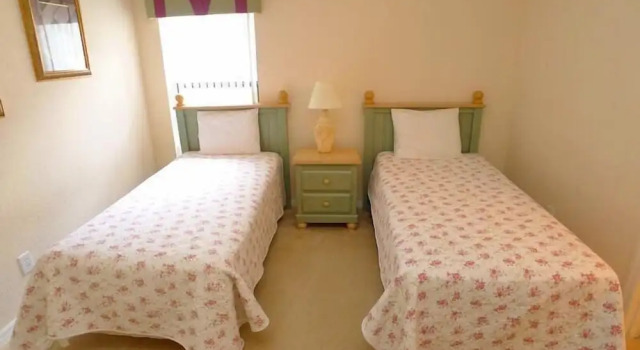 Семейный коттедж с 4 комнатами 148 High Grove House 4 Bedroom by Florida Star