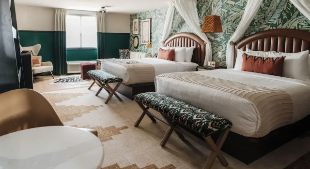 Четырёхместный номер Standard UNCOMMONER HOTEL by Reverie Boutique Collection