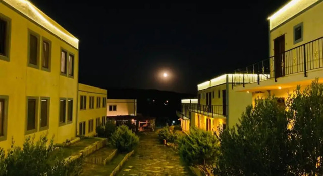 Sukha Inn Otel & Beach