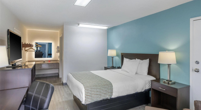 Двухместный номер Standard SureStay Plus Hotel by Best Western Asheboro