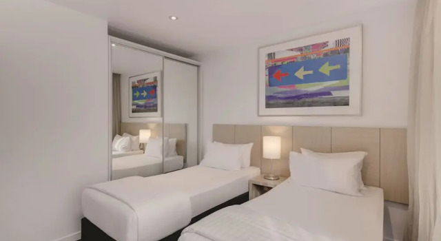 Апартаменты с 2 комнатами Travelodge Hotel Melbourne Docklands