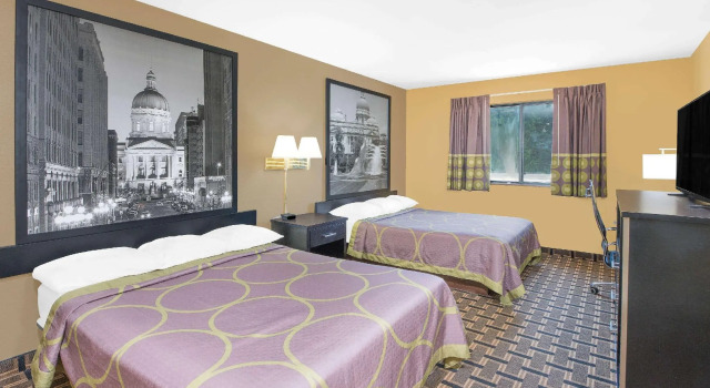 Четырёхместный номер Standard Super 8 by Wyndham Terre Haute