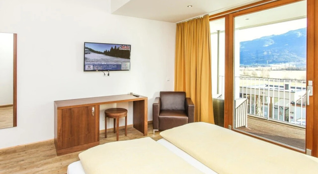Emma Apartments, Rezerwuj Apartament Hotele w Salzburg z parkingiem, Parking