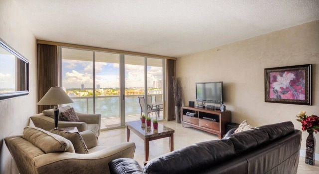 Le Golden Bay 1004 by Go Florida Condo, Sunny Isles