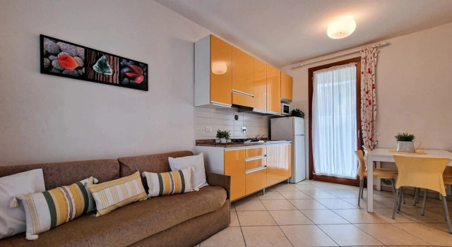 Апартаменты Family Apartment With Garden and Pool