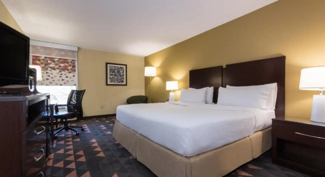 Run of House Holiday Inn Lumberton by IHG
