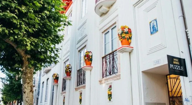 Puzzle Suites B&B