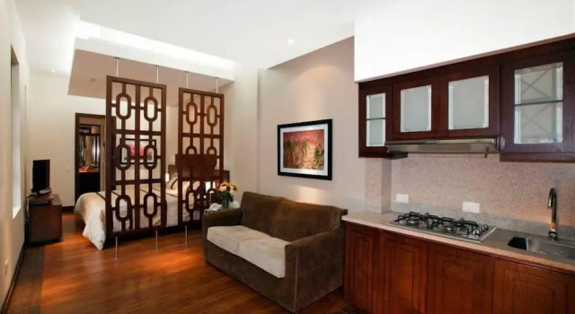 Suite Business Parc Royale Suites Hotel