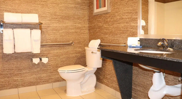 Люкс c 1 комнатой Holiday Inn Express Port Hueneme by IHG