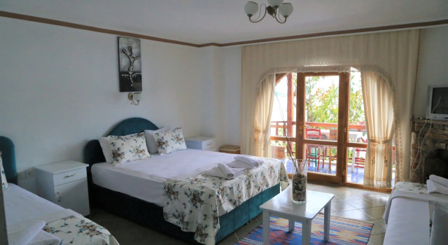 Dolphin Boutique Hotel