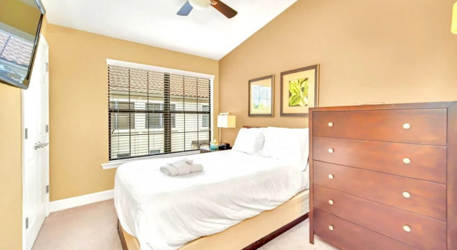 4BR Townhome in Damai Resort With Netflix