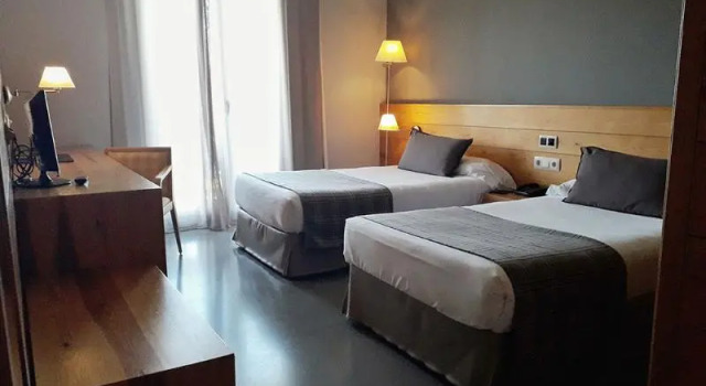 Номер Standard Montanyà