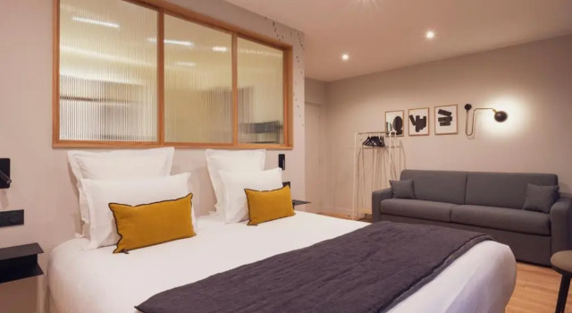 Номер Deluxe Tinah Paris, Champs Elysées