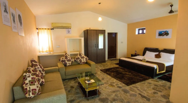 V Resorts Kotabagh, Rezervovat Hotel Kotabagh Uttarakhand