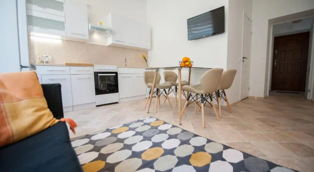 Romantic New 2 Bedroom Vilnius Best Location, Забронировать Отель Старый город Вильнюс, рядом с Костел Святой Анны