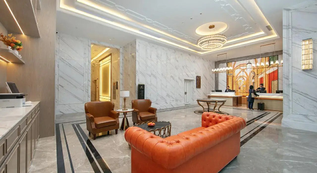 Chengdu Vienna International Hotel ( Shuangliu Airport Terminal Beijing Hualian Branch), Book Hotel Hoteller i Chengdu med parkering, Parkering