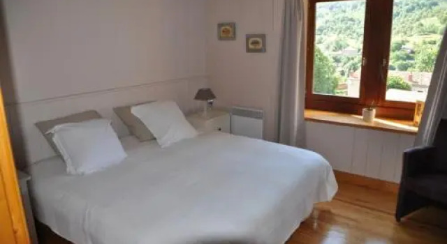 Les 5 Noyers, Prenota Hotel Hotel a Alvernia con parcheggio, Parcheggio