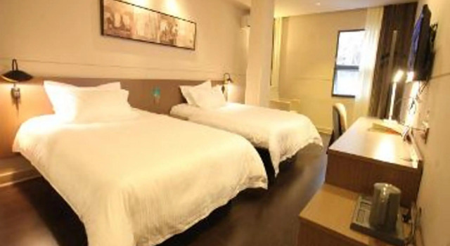Номер Standard Jinjiang Inn Style Shiyan Checheng West Road Branch