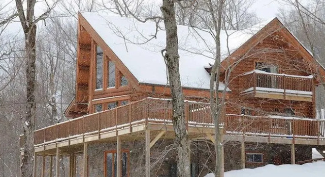 Chalet Vue Sur Le Lac, Buchen Sie Chalet Hotels in Québec mit Parkplatz, Parkplätze