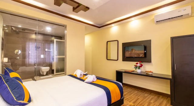 Двухместный номер Superior с видом на город Devo Boutique Hotel