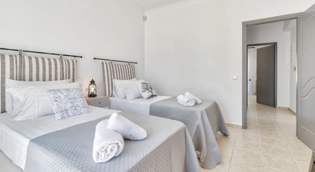Modern Villa in Tragaki With Pool and Parasol