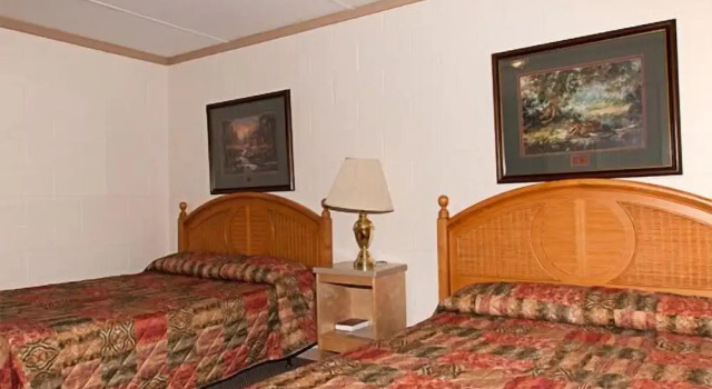 Lakeside Resort-Lakeside Cabins, Prenota Casa vacanze Hotel a Tennessee con piscina, Piscina