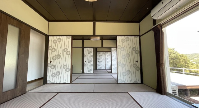 Коттедж Tsubaki House
