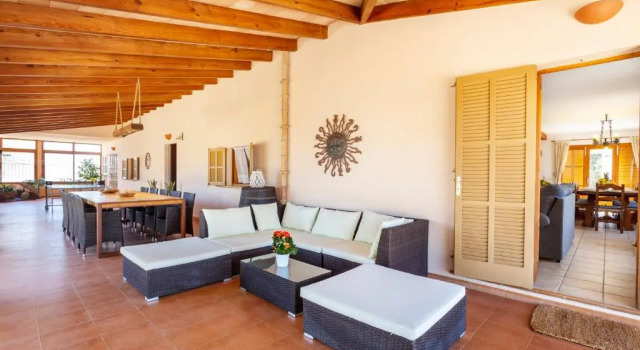 Villa in Can Picafort, Located in the Countryside, Near the Beach, has 5 Bedroom, Prenota Villa Can Picafort Maiorca
