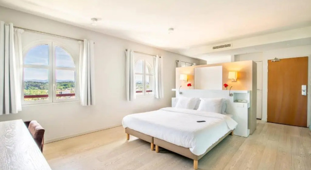 Номер Comfort Hotel Itsas Mendia