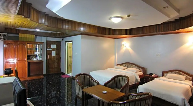 Двухместный номер Deluxe Royal White Elephant Hotel