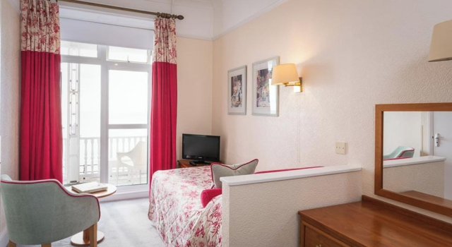 Номер Deluxe Royal York & Faulkner Hotel