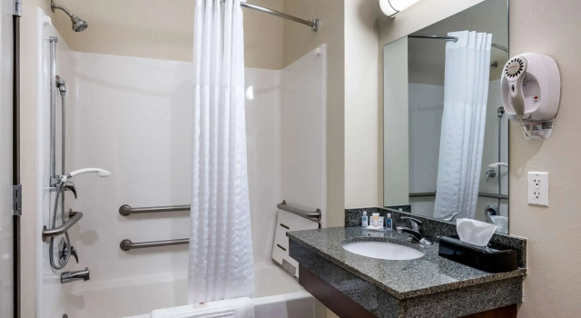 Четырёхместный номер Standard Comfort Inn Bonner Springs Kansas City